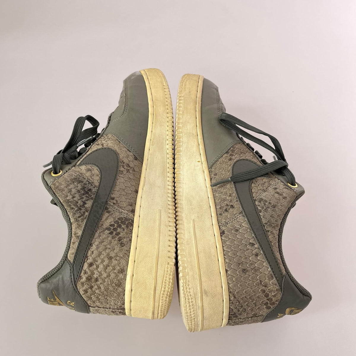 スニーカー AIR FORCE 1 27.5cm 823511-004 27.5cm (US9 1/2 UK9 EU45) カーキ