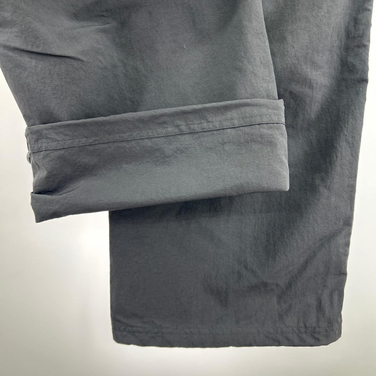 パンツ ミッドライズ オープンヘム 黒 (XL) ブラック