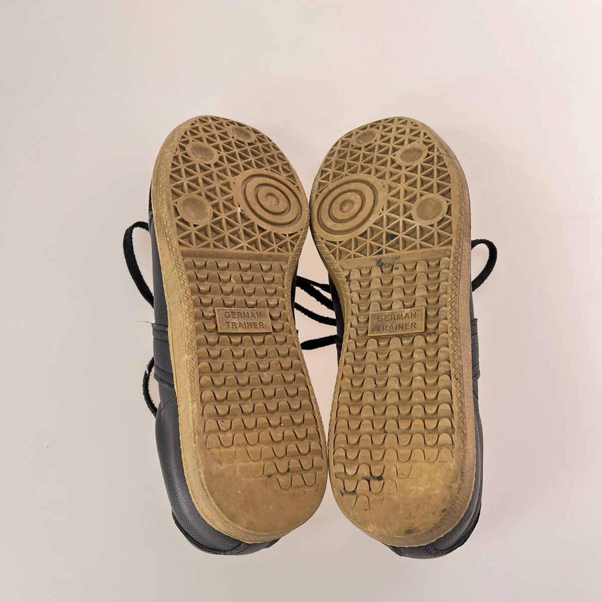 スニーカー GERMAN TRAINER 40 40 ブラック