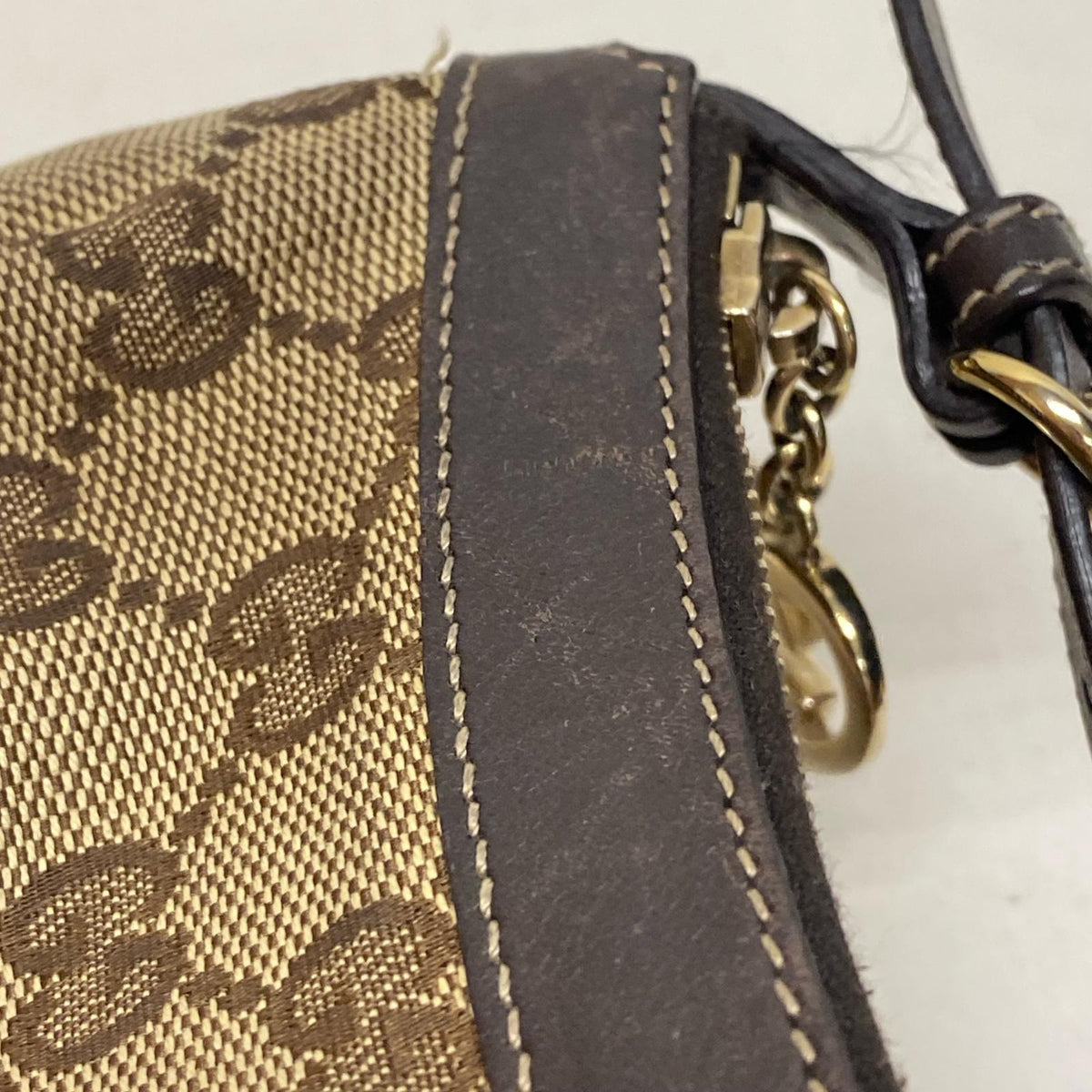 GUCCI GGキャンバス ラブリーハートコスメティックポーチ