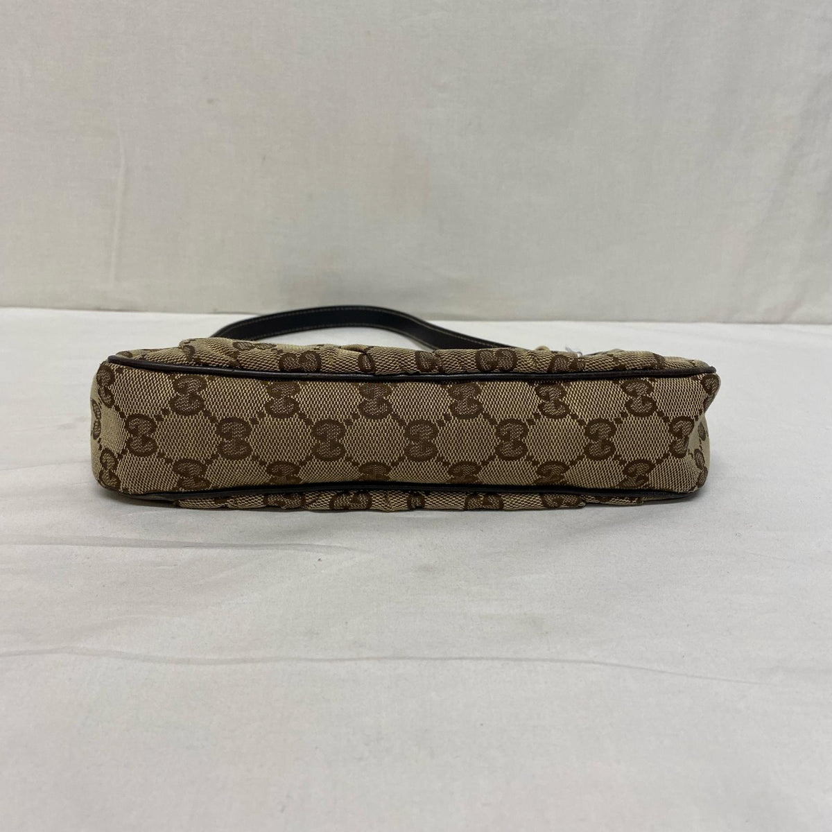 GUCCI GGキャンバス ラブリーハートコスメティックポーチ