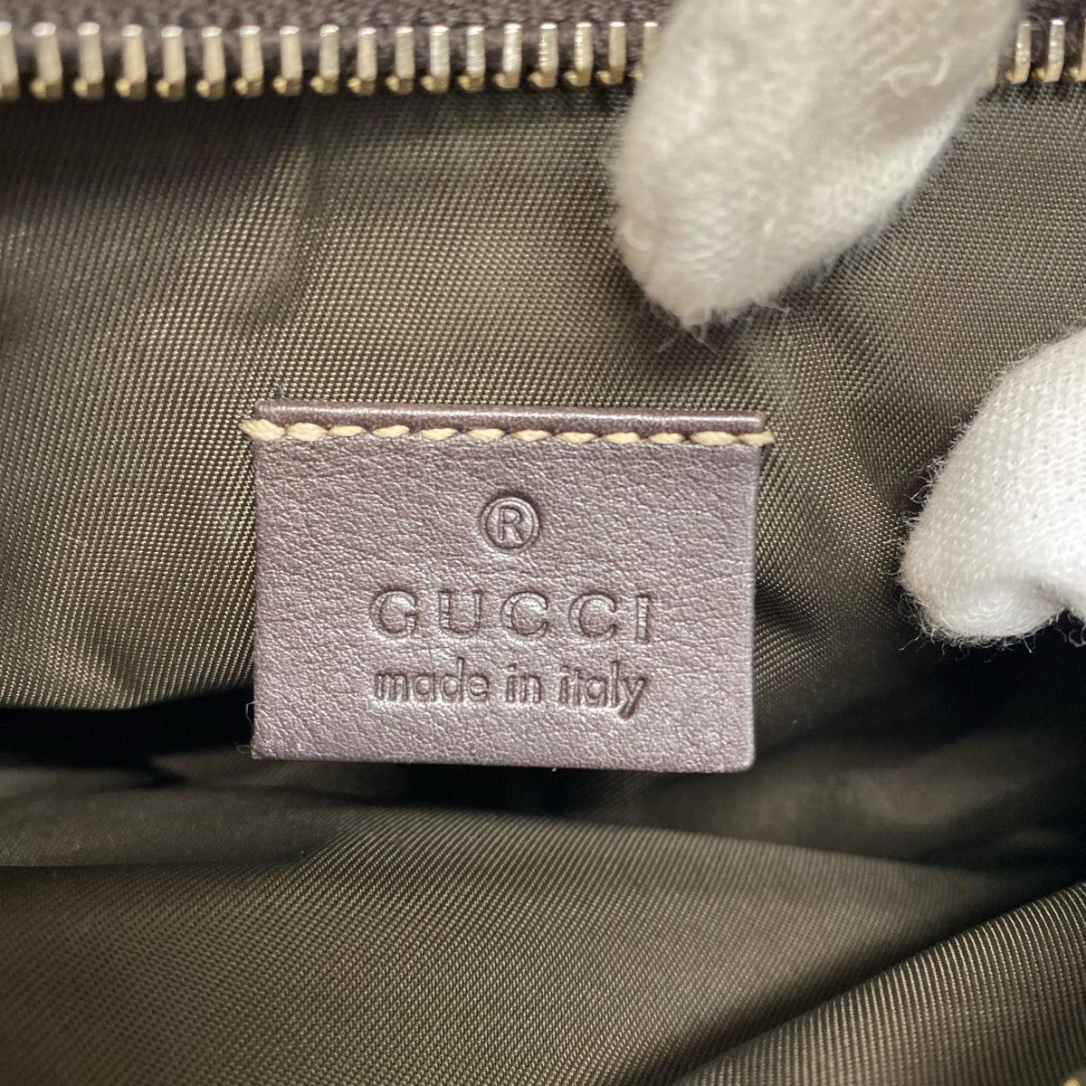 GUCCI GGキャンバス ラブリーハートコスメティックポーチ