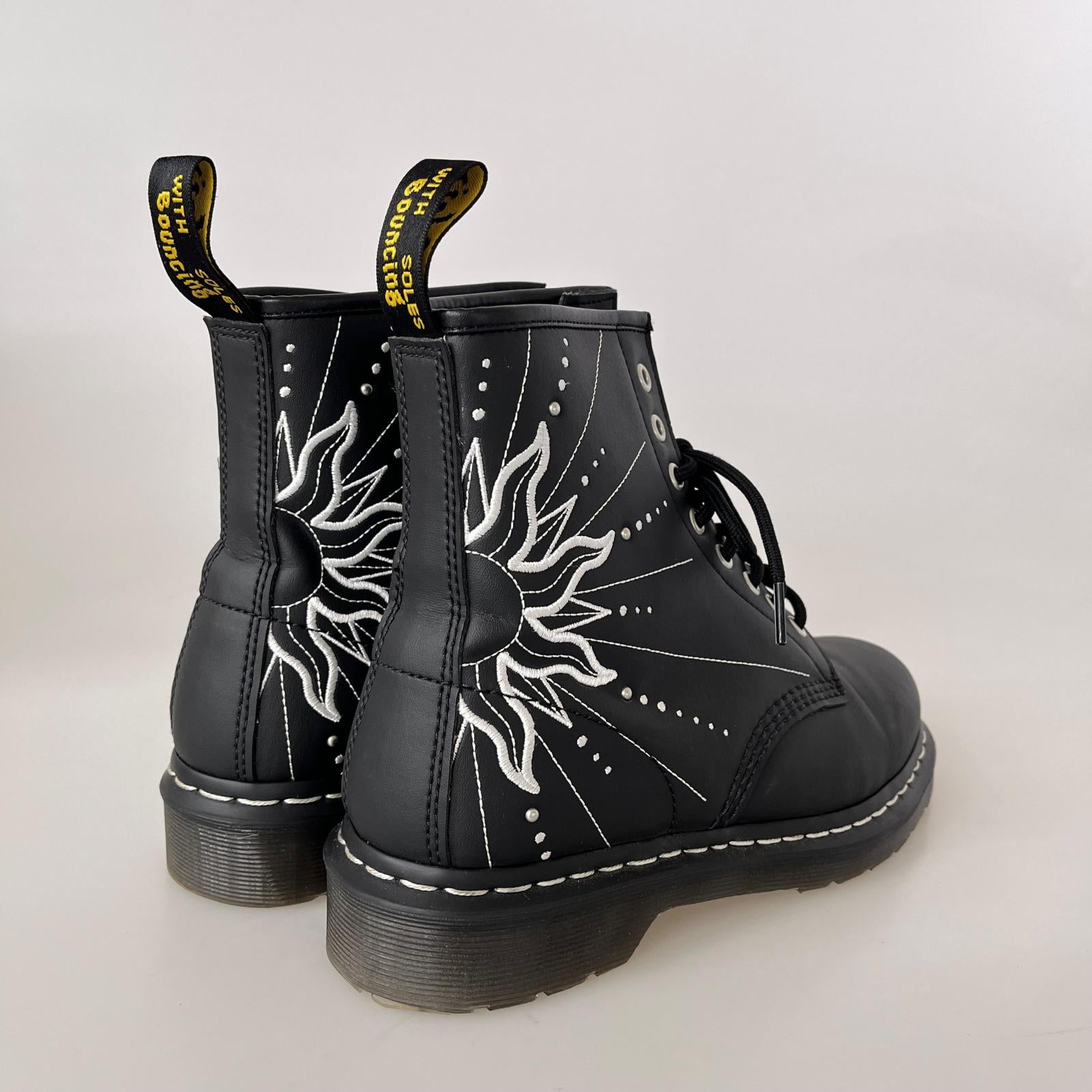 ブーツ Dr.Martens 1460 SOLAR FLARE 8ホールブーツ 黒 (UK7) ブラック