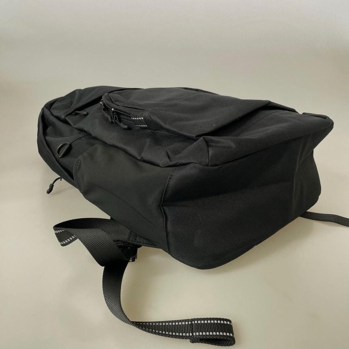 リュック・デイパック BEAMS DESIGN バックパック 黒 ブラック