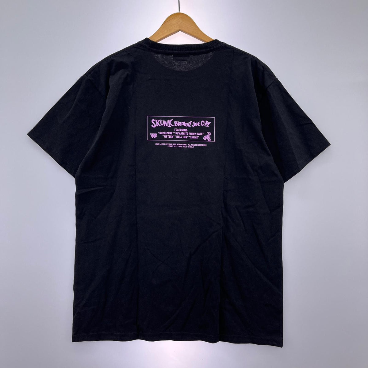 半袖Tシャツ skunk プリント 紫 黄 黒 ブラック