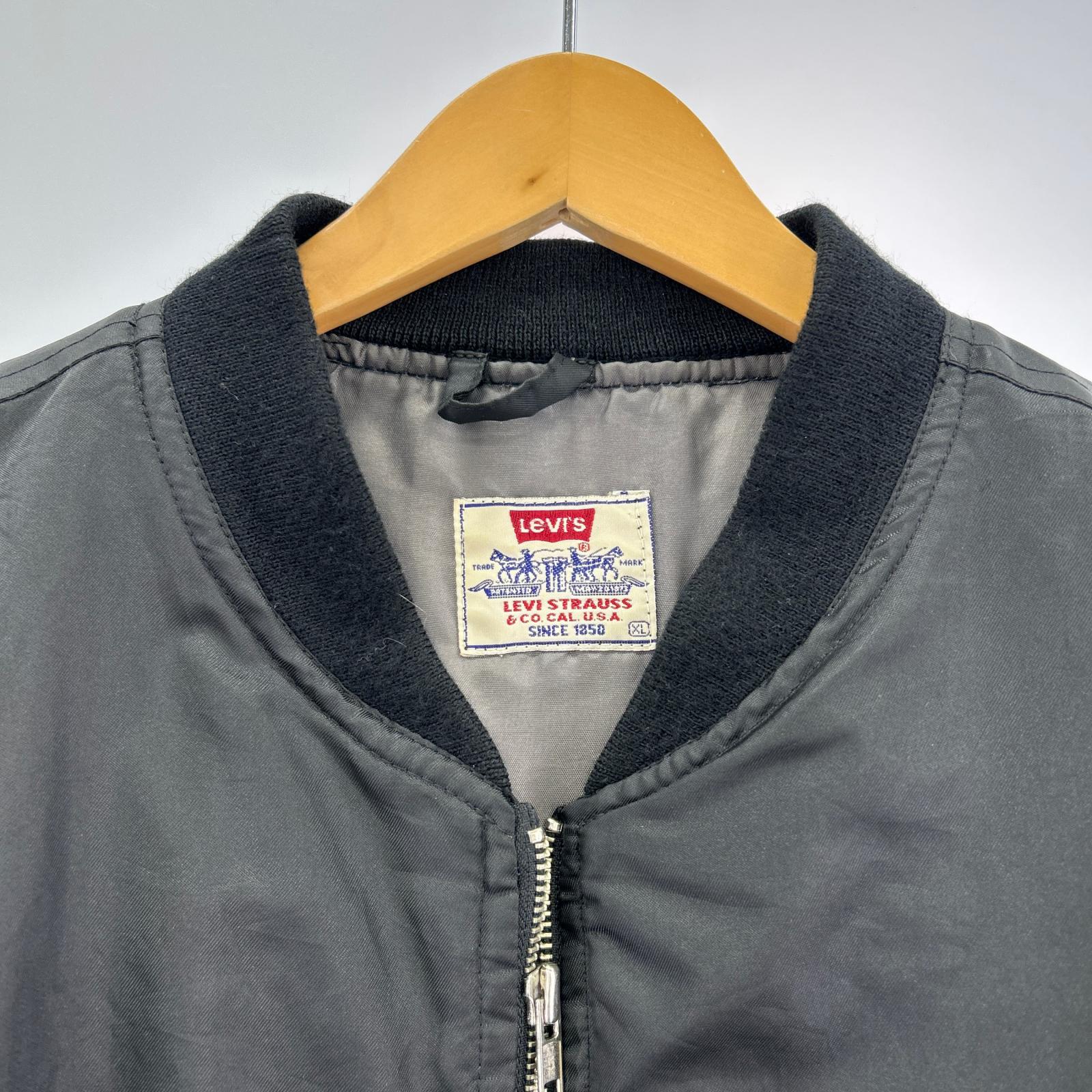 ジャケット Levi's MA-1 フライトジャケット 黒 (XL) ブラック
