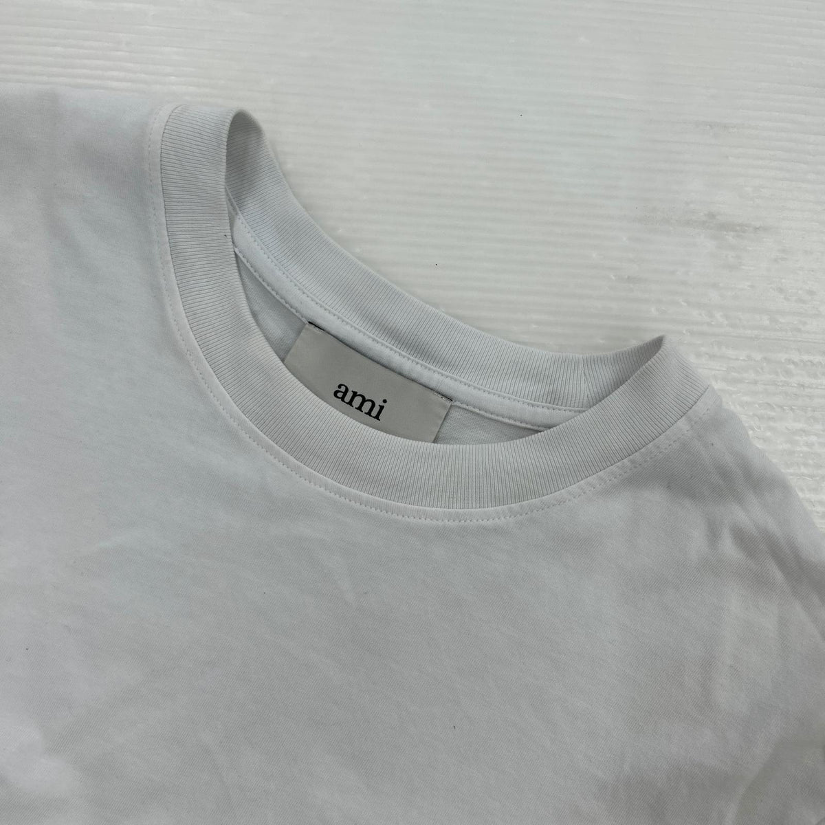 半袖Tシャツ 胸元ロゴ 白 (XS) ホワイト