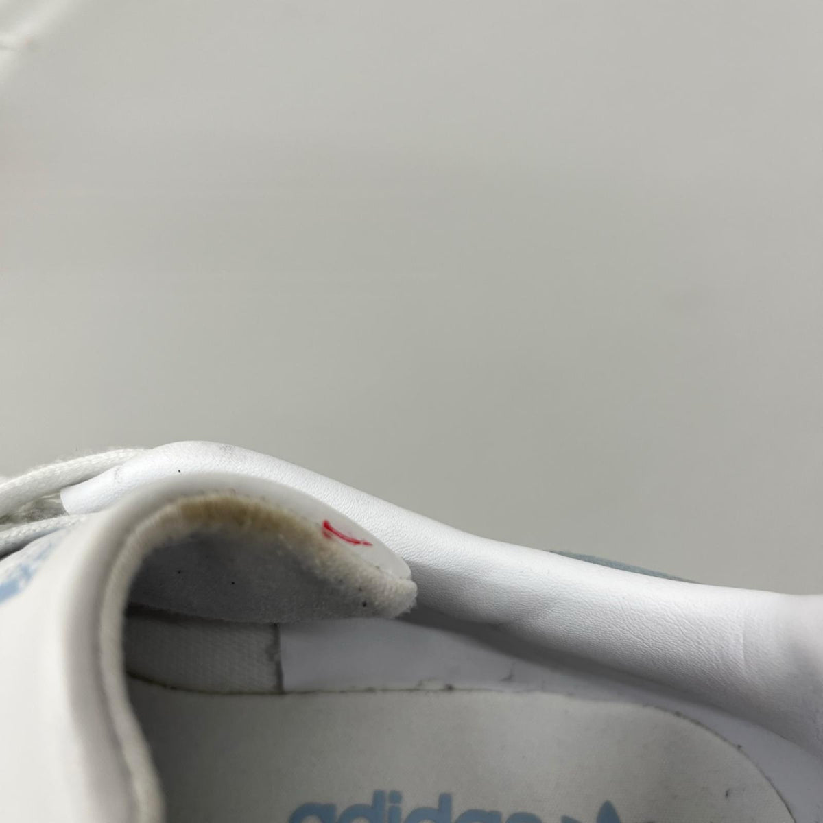 スニーカー adidas STAN SMITH 26.0㎝ WH/GY 26cm (US8 UK7 1/2 EU42) ホワイト
