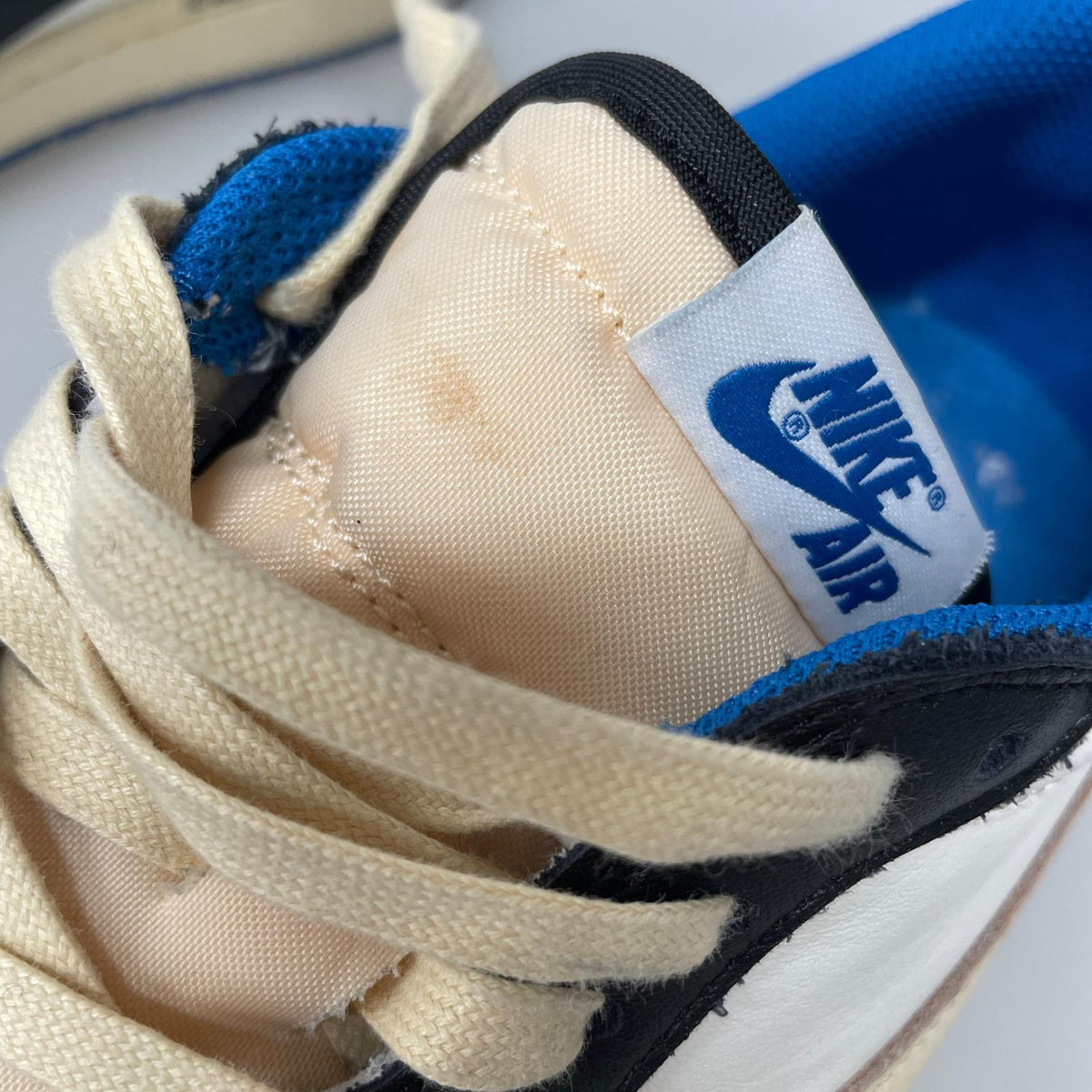 スニーカー ×Travis Scott × fragment AJ1 LOW 25.5cm (US7 1/2 UK7 EU41)