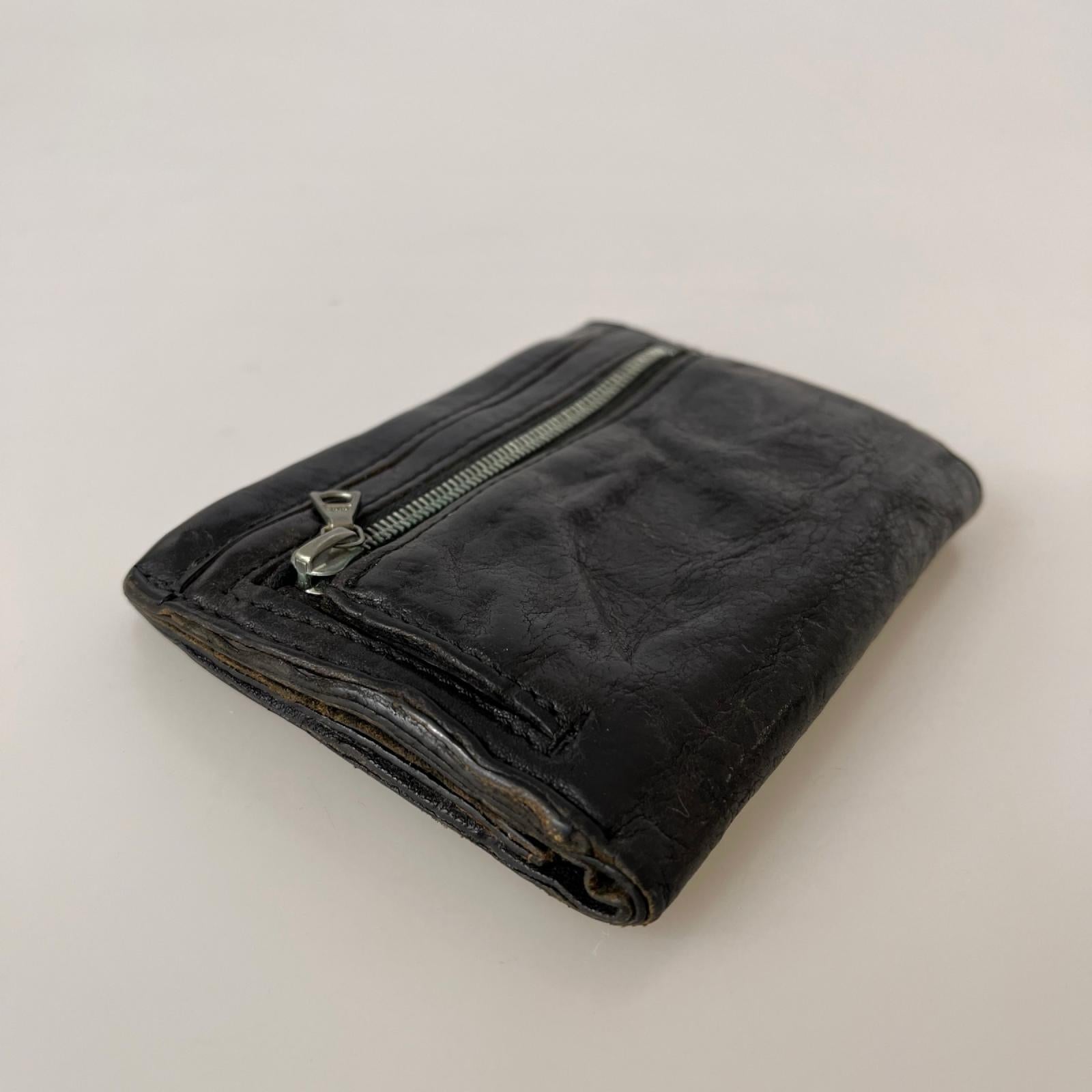コンパクトウォレット レザー 二つ折り 財布 黒 ブラック