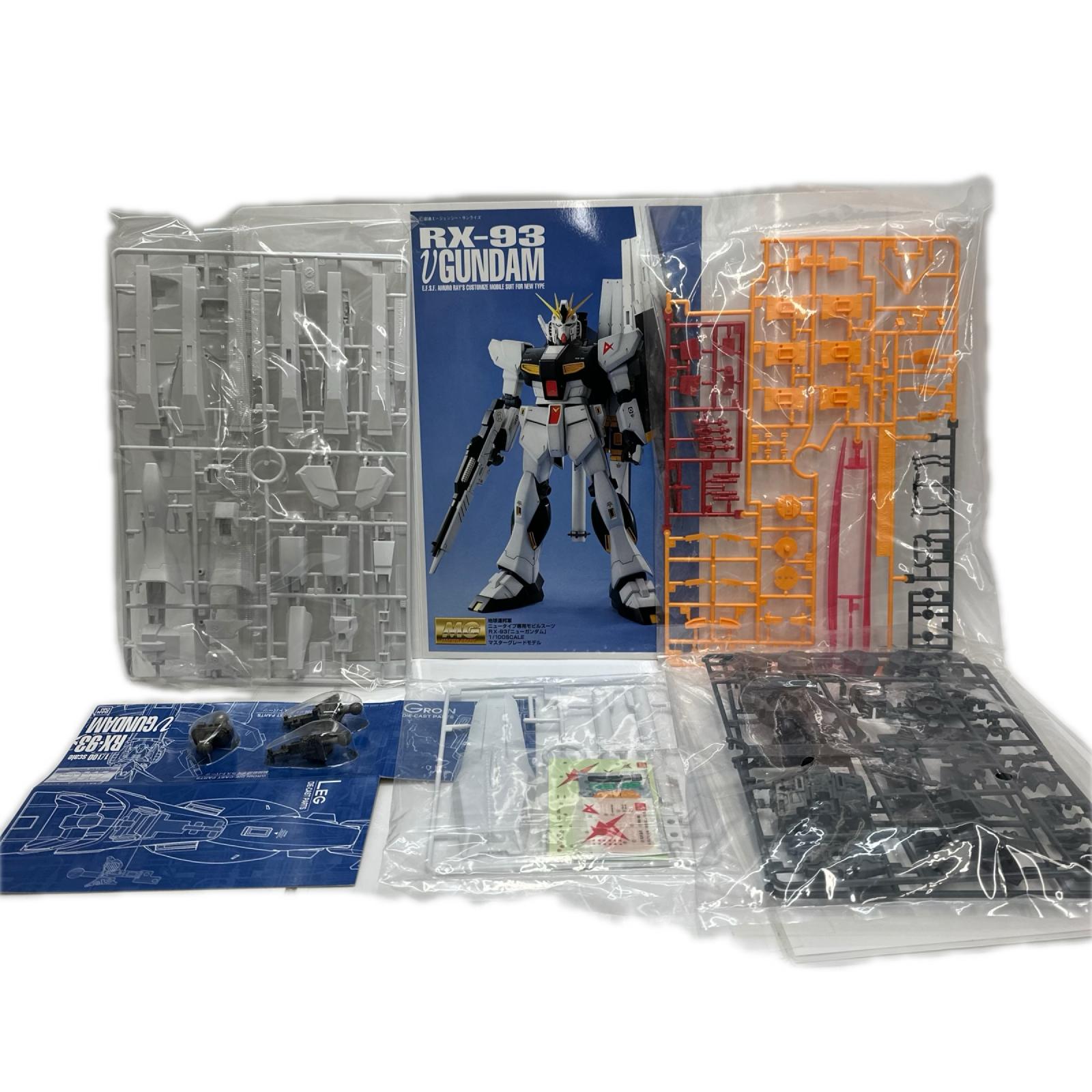 MG 1/100 ν(ニュー)ガンダム 機動戦士ガンダム 逆襲のシャア バンダイ フィギュア/グッズ