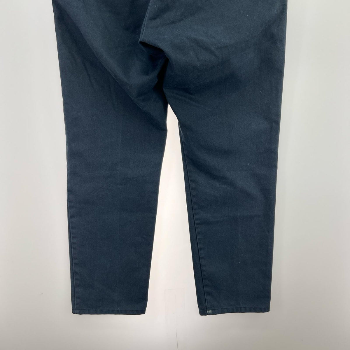パンツ T-02 TAPERED FIT PANTS(32)ネイビー 32 ネイビー