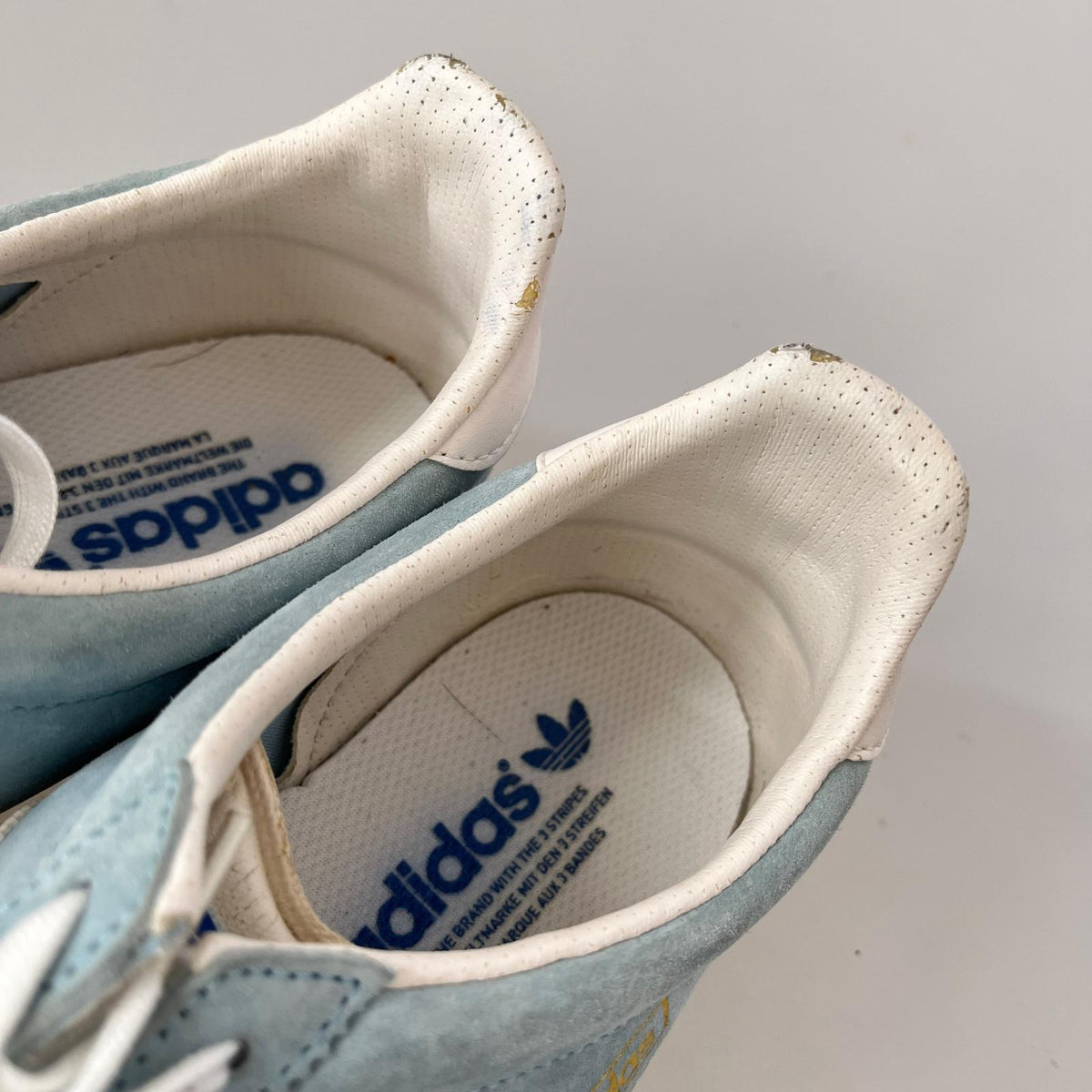 スニーカー adidas CAZELLE ライトブルー D85428 (27.5) 27.5cm (US9 1/2 UK9 EU45)