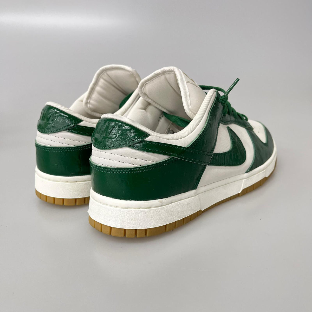 スニーカー DUNK LOW LX 緑 (28.5㎝) FJ2260-002 28.5cm (US10 1/2 UK10 EU47)