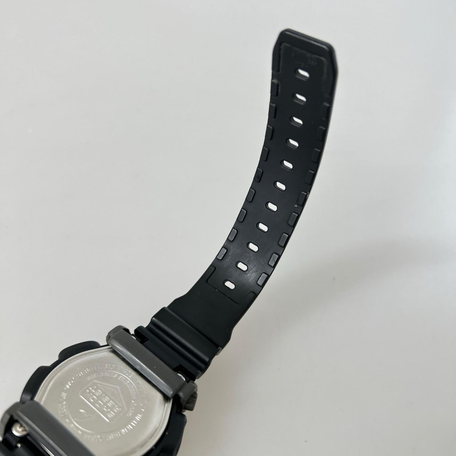 腕時計 DW-9052-1V ブラック