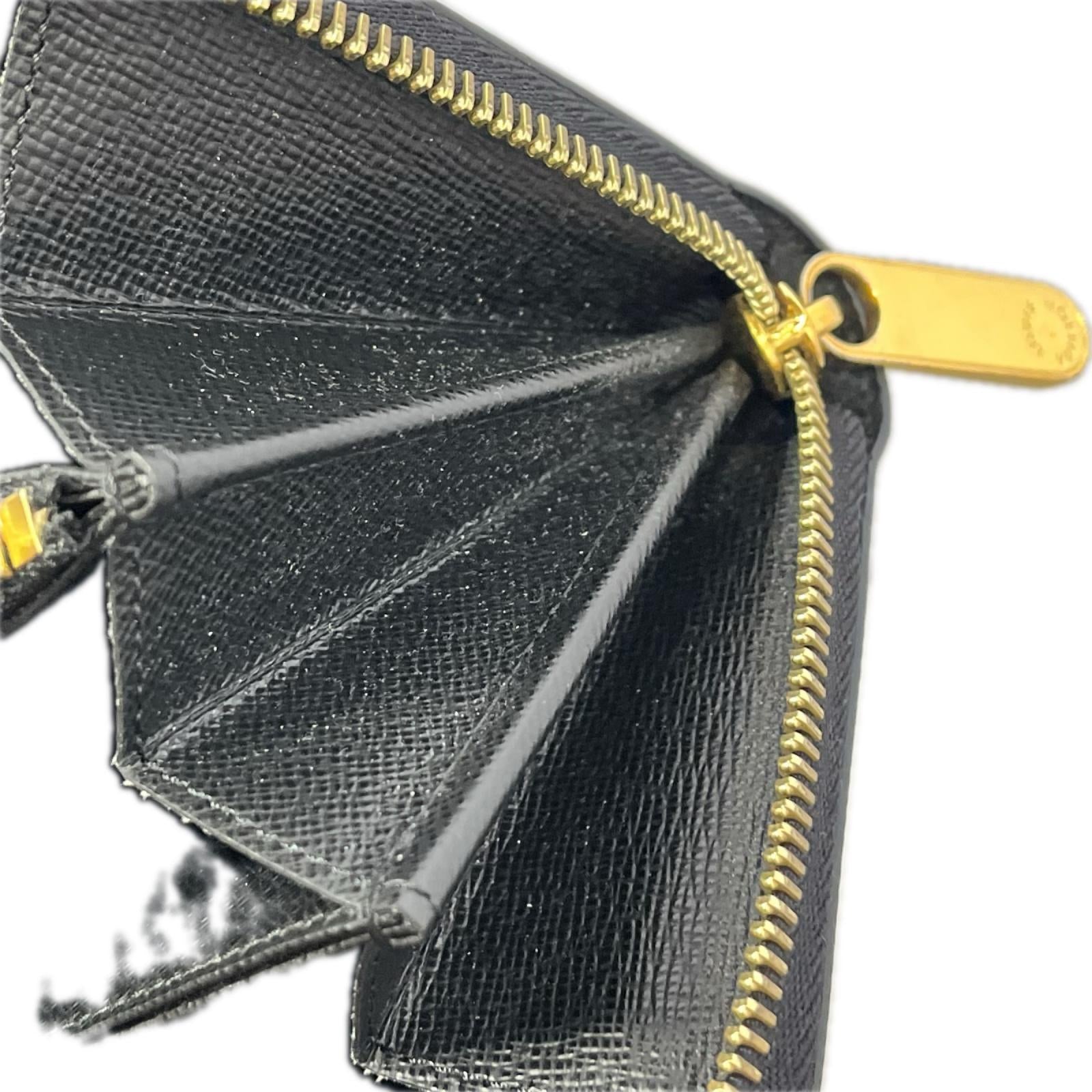 LV エピ M68755 ノワール ジッピーウォレット M68755