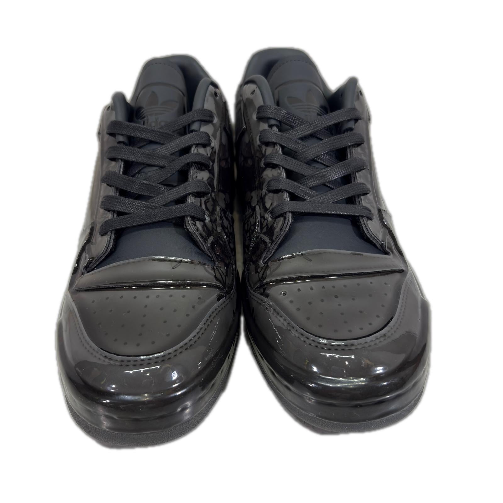 スニーカー Forum Low Black