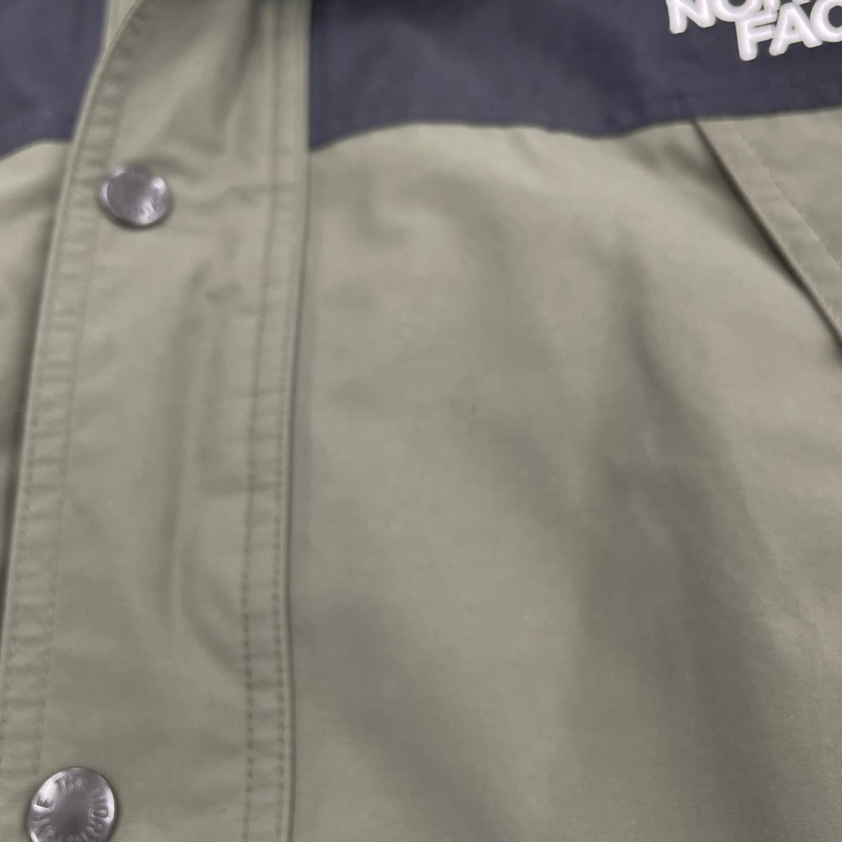 マウンテンパーカー Mountain Light Jacket/XL/NP62450 グリーン