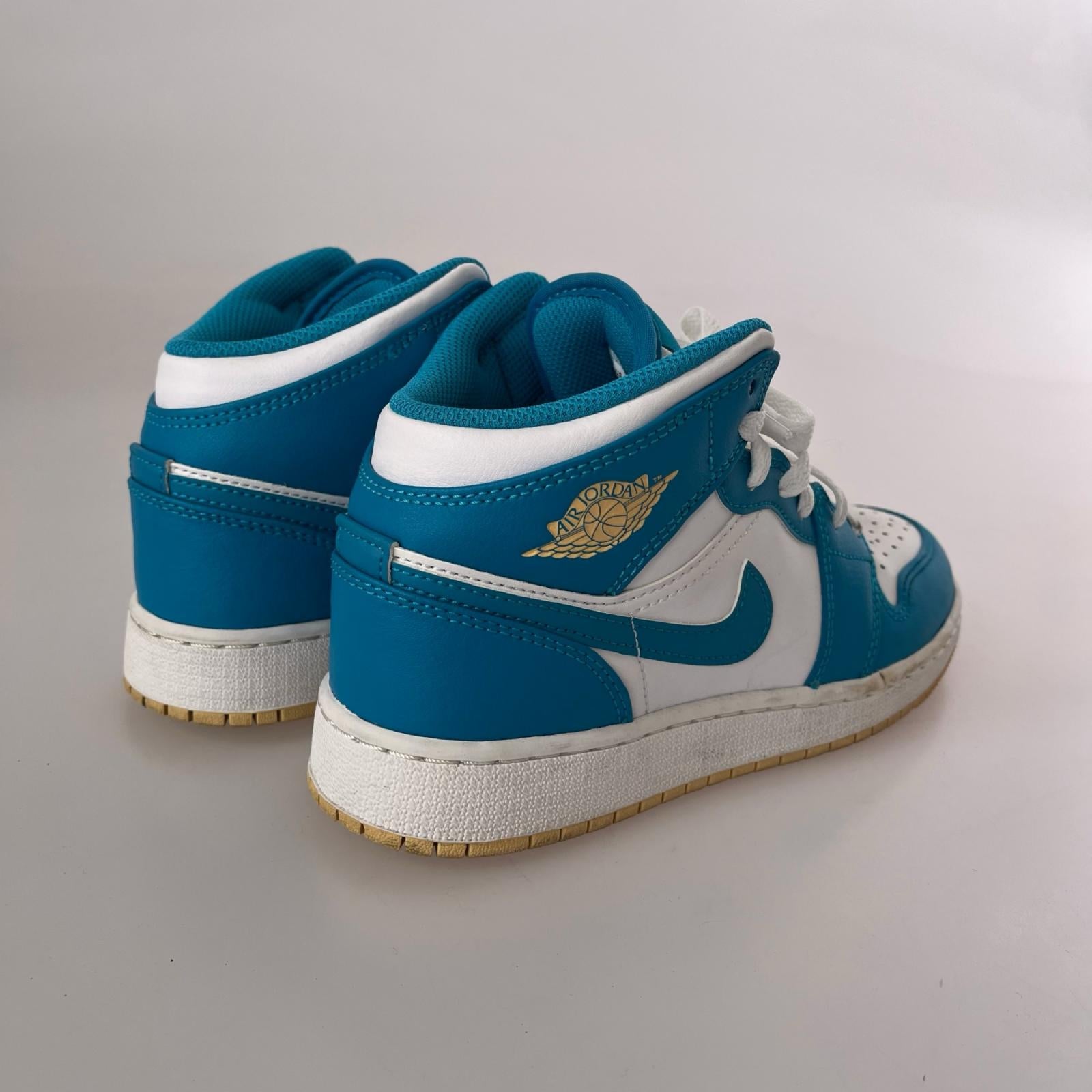 スニーカー AIR JORDAN 1 MID 23.0cm 23cm (US5 UK4 1/2 EU36)