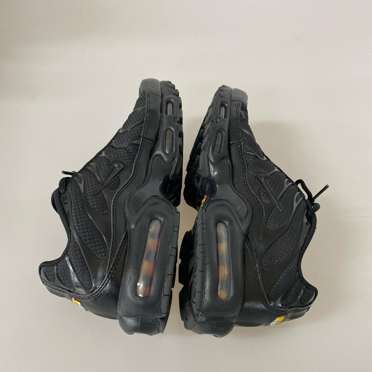 スニーカー AIR MAX PLUS/サイズ26.5cm 26.5cm (US8 1/2 UK8 EU43) ブラック