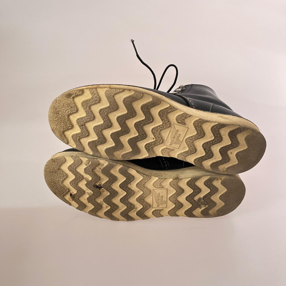 ブーツ クラシック ラウンドトゥブーツ 刺繍羽タグ 8165/7.5D 25.5cm (US7 1/2 UK7 EU41) ブラック
