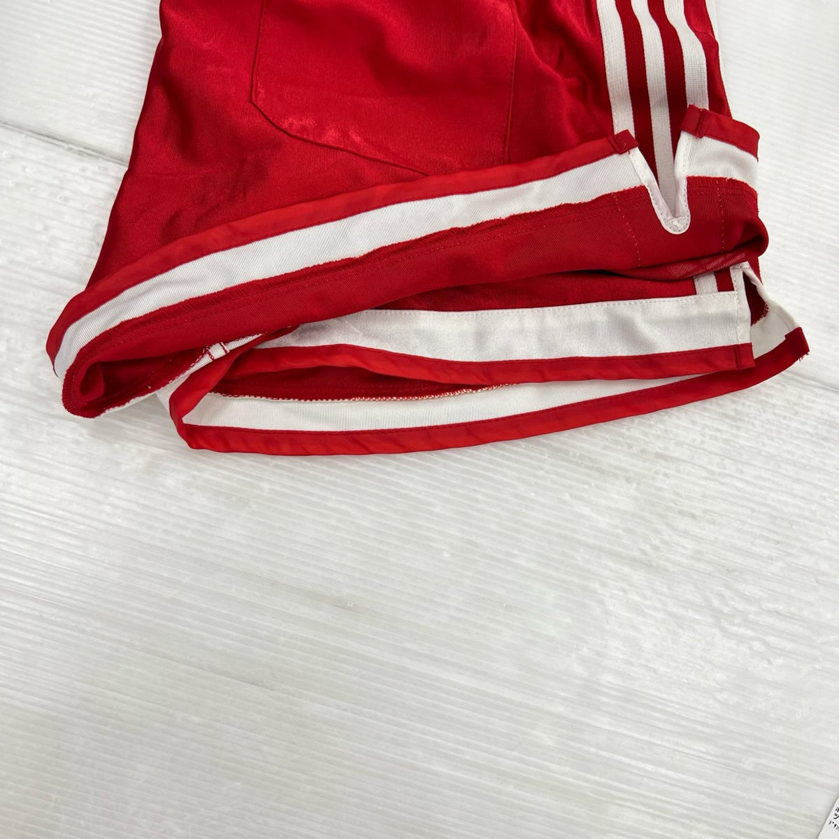 ショートパンツ デサント製 トラック(L)レッド L レッド