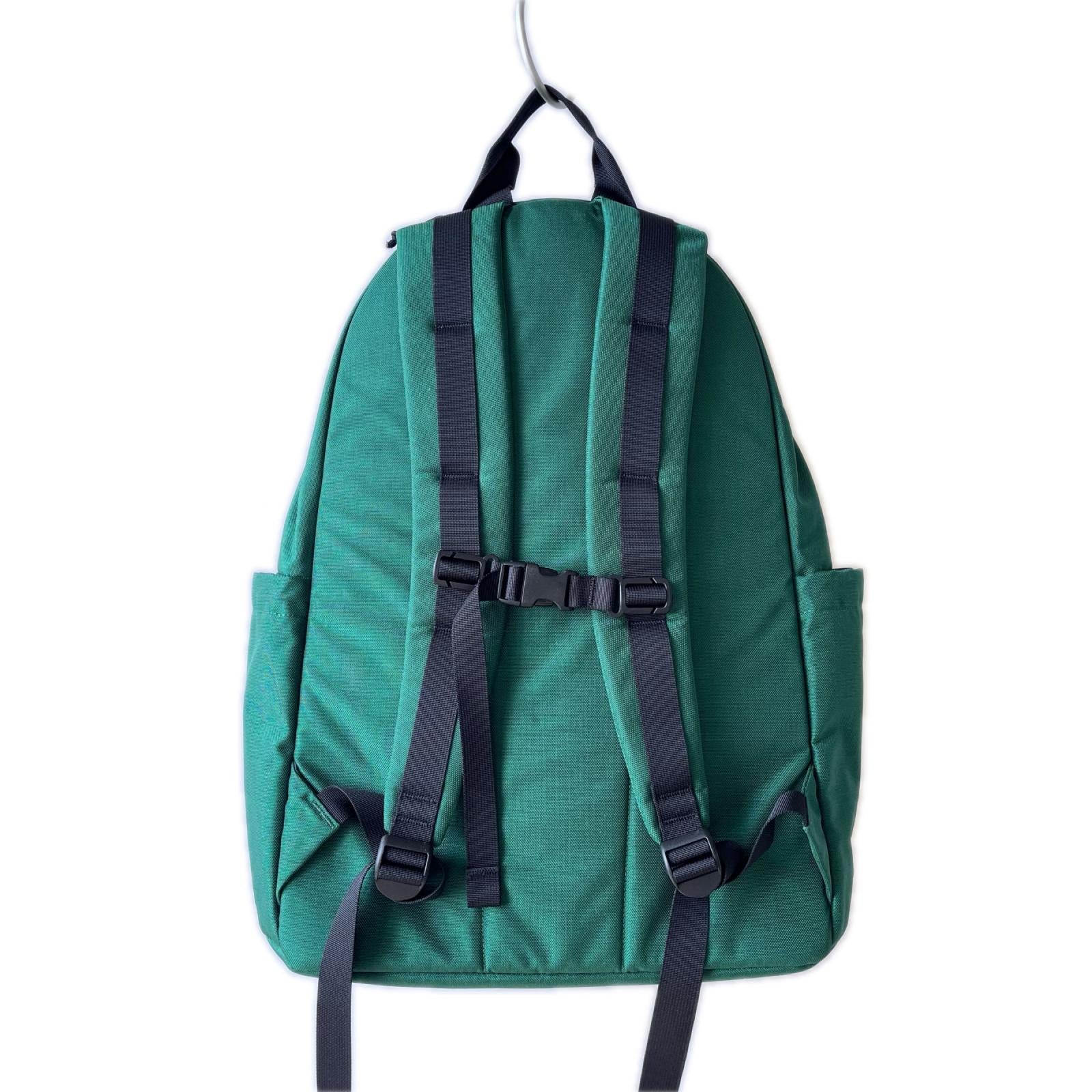 リュック・デイパック BEAMS+ Day Pack 2 Compartments グリーン