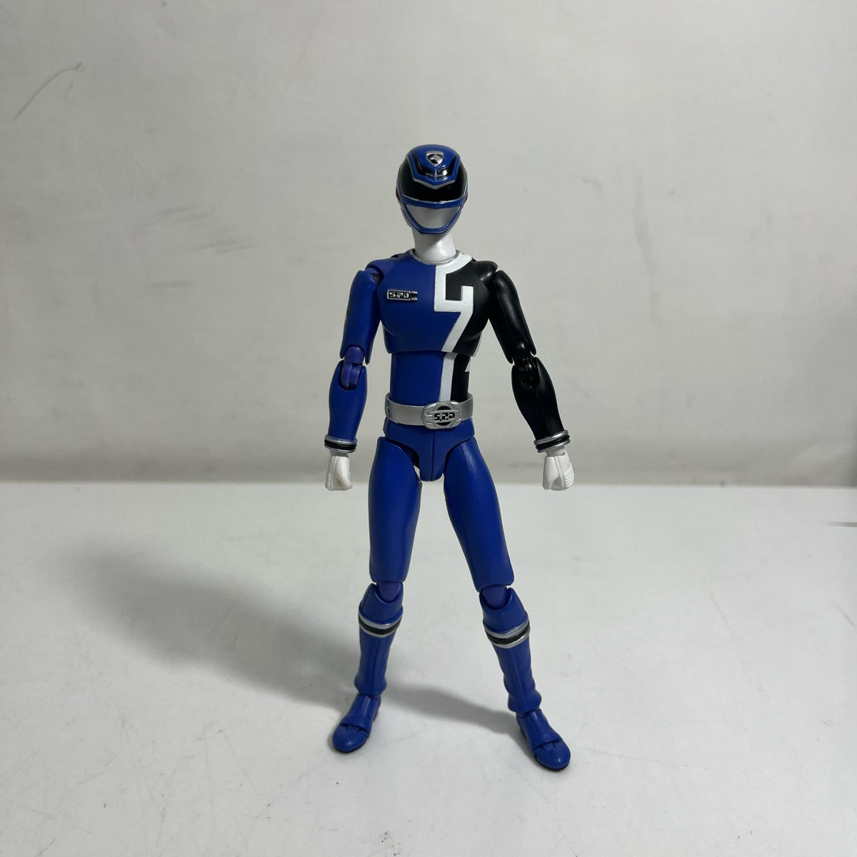 S.H.フィギュアーツ 特捜戦隊デカレンジャー デカブルー (魂ウェブ限定) 特捜戦隊デカレンジャー バンダイ フィギュア/グッズ