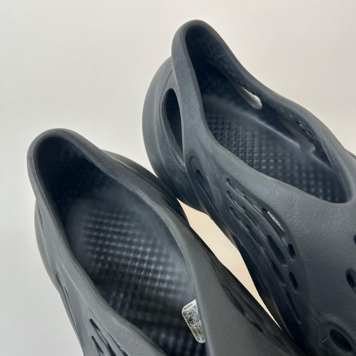 サンダル HP8739 YEEZY FOAM RUNNER ONYX 28.5cm (US10 1/2 UK10 EU47) ブラック