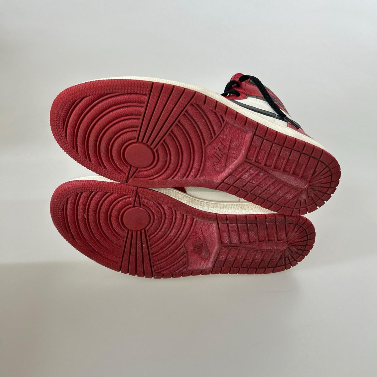 スニーカー AIR JORDAN 1 HIGH CHICAGO LOST & FOUND 27.5cm (US9 1/2 UK9 EU45)