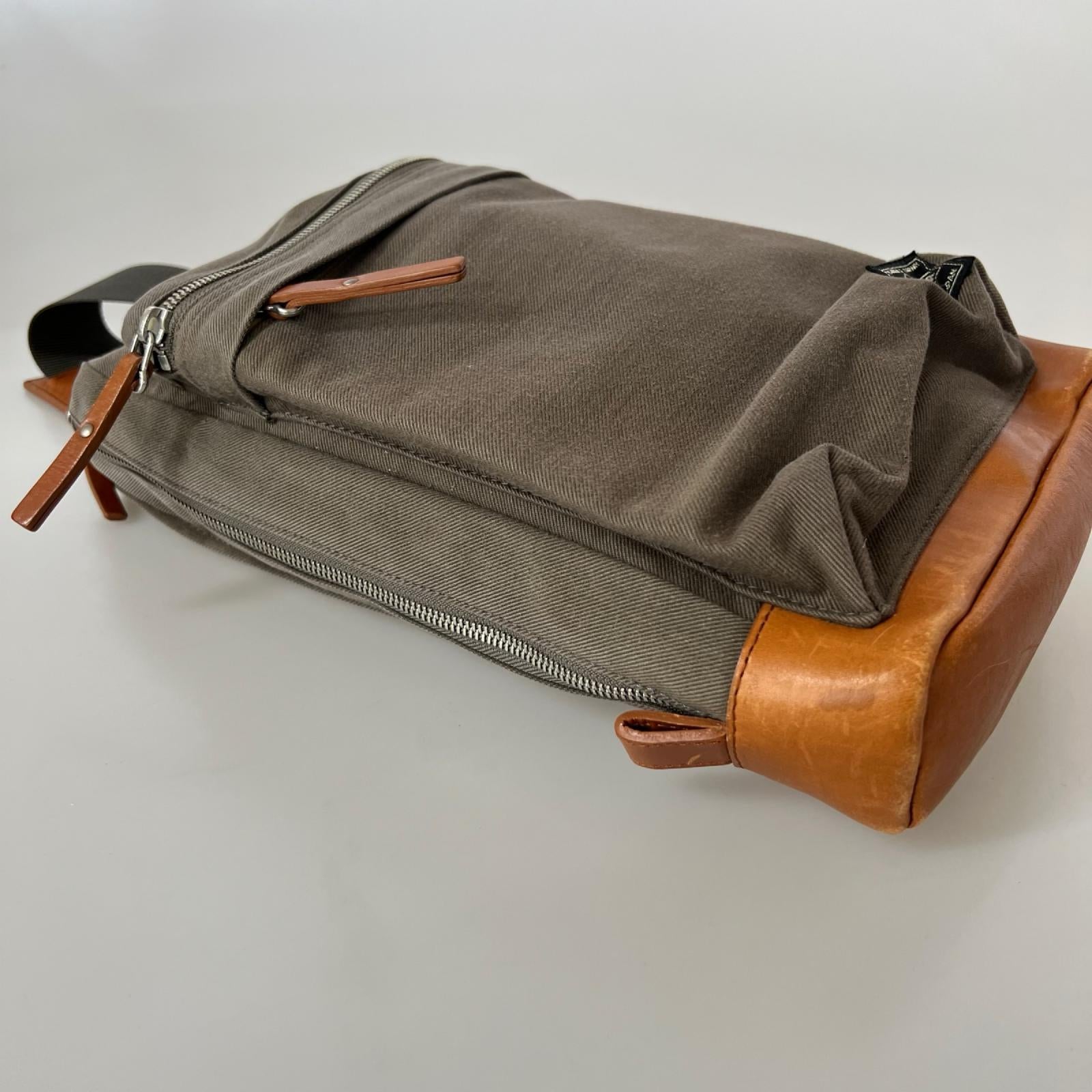 ショルダーバッグ ROOT SLING SHOULDER BAG キャンバス グレー