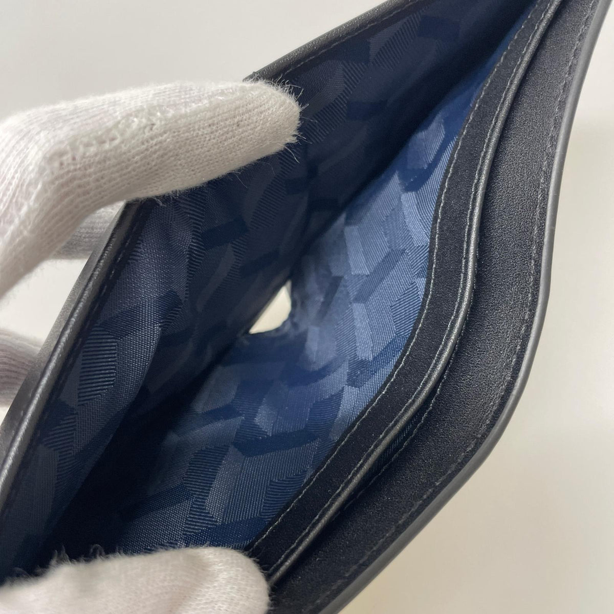 コンパクトウォレット LACOSTE レザーコンパクト財布 黒 ブラック