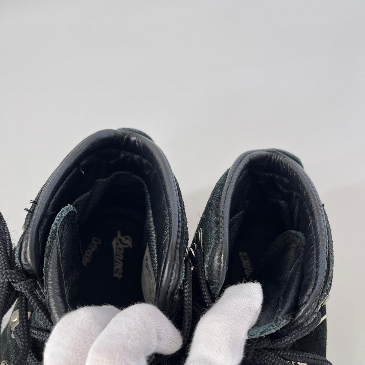 ブーツ MOUNTAIN PASS SUEDE BLACK US10 ブラック