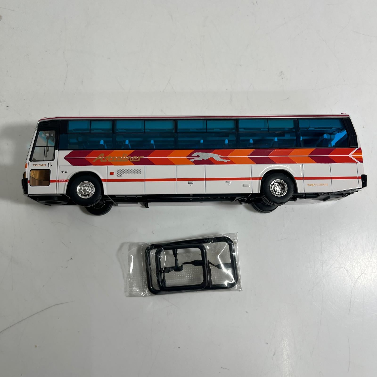 トミカリミテッド LV-N300b 三菱ふそう エアロバス トミカリミテッド トミカ