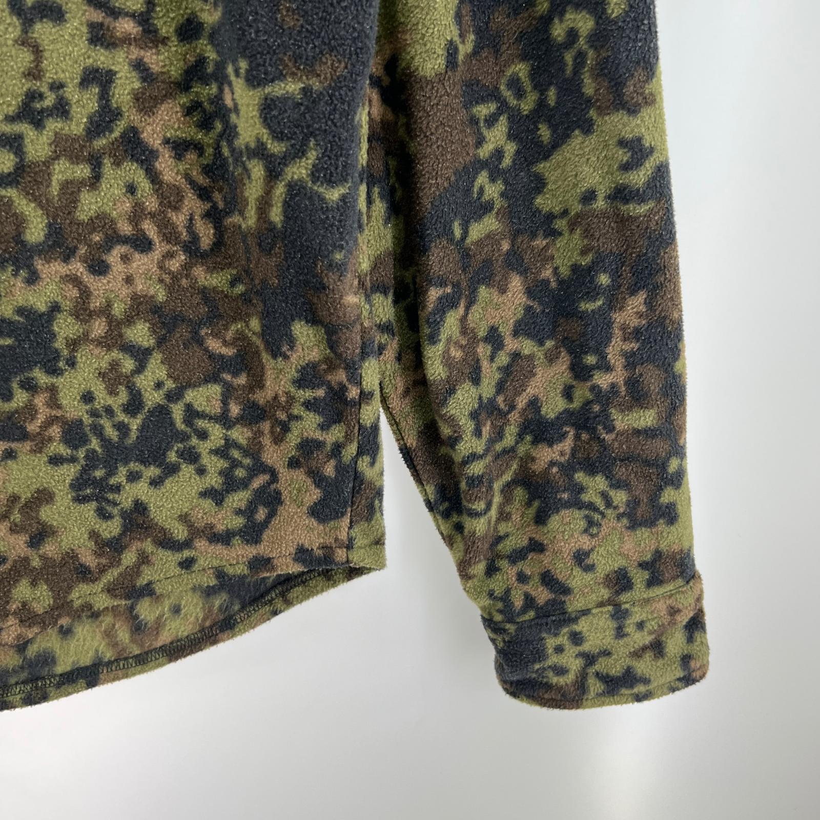 ジャケット カモ柄フリースシャツジャケット L L
