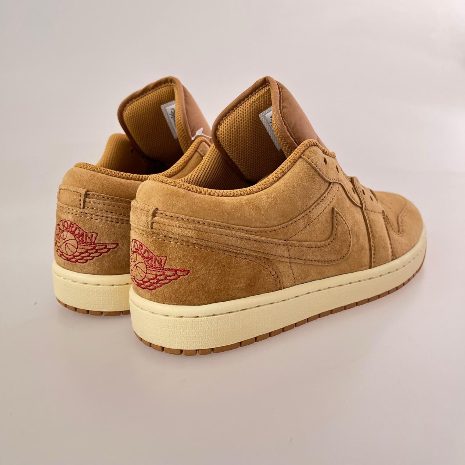 スニーカー AIR JORDAN 1 LOW SE ベージュ (27.5cm) 27.5cm (US9 1/2 UK9 EU45) ベージュ