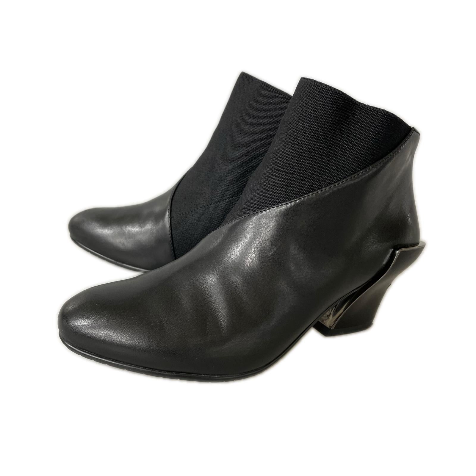ブーツ ISSEY MIYAKE×UNITED NUDE レザーショートブーツ ブラック (38) 38 ブラック