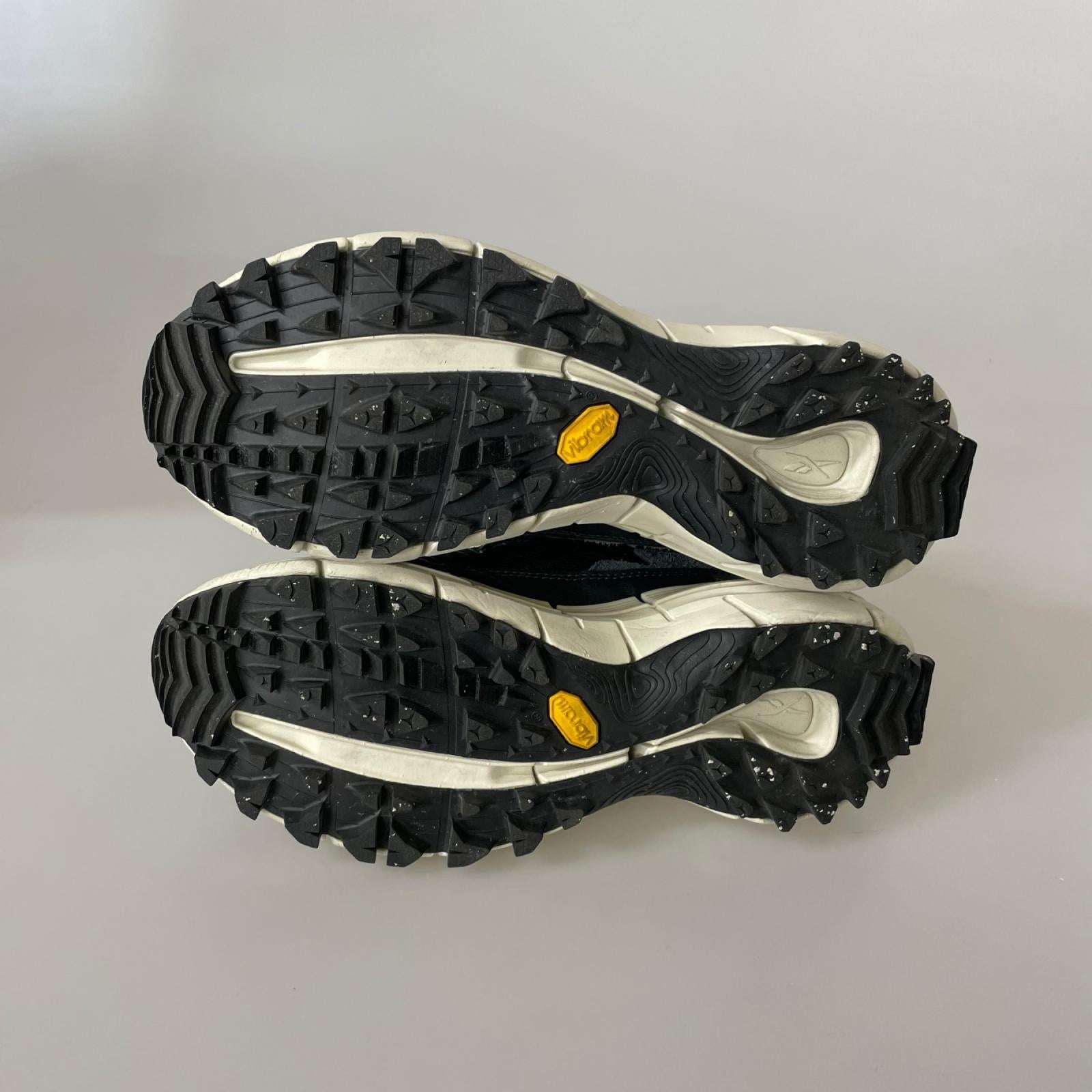 スニーカー ジグ キネティカ 2.5 エッジ 27cm (US9 UK8 1/2 EU44) グレー