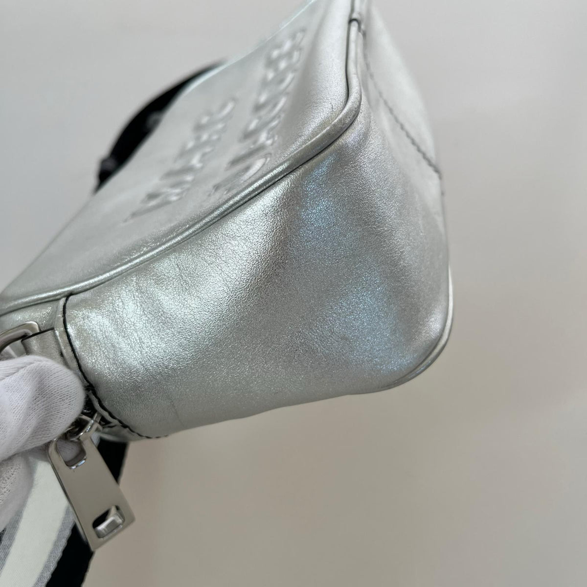 その他バッグ MARC JACOBS ショルダーバッグ シルバー