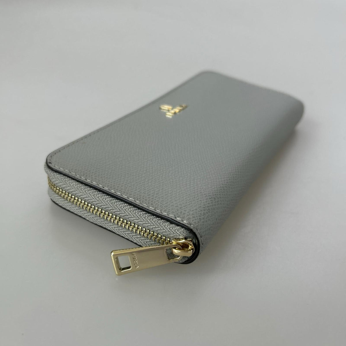 長財布 FURLA ロングウォレット GRY グレー