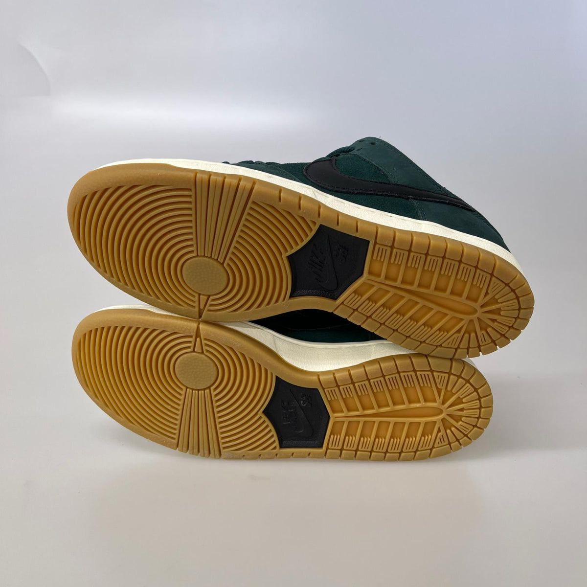 スニーカー FJ1674-300 SB Dunk Low (26.5) 26.5cm (US8 1/2 UK8 EU43) グリーン