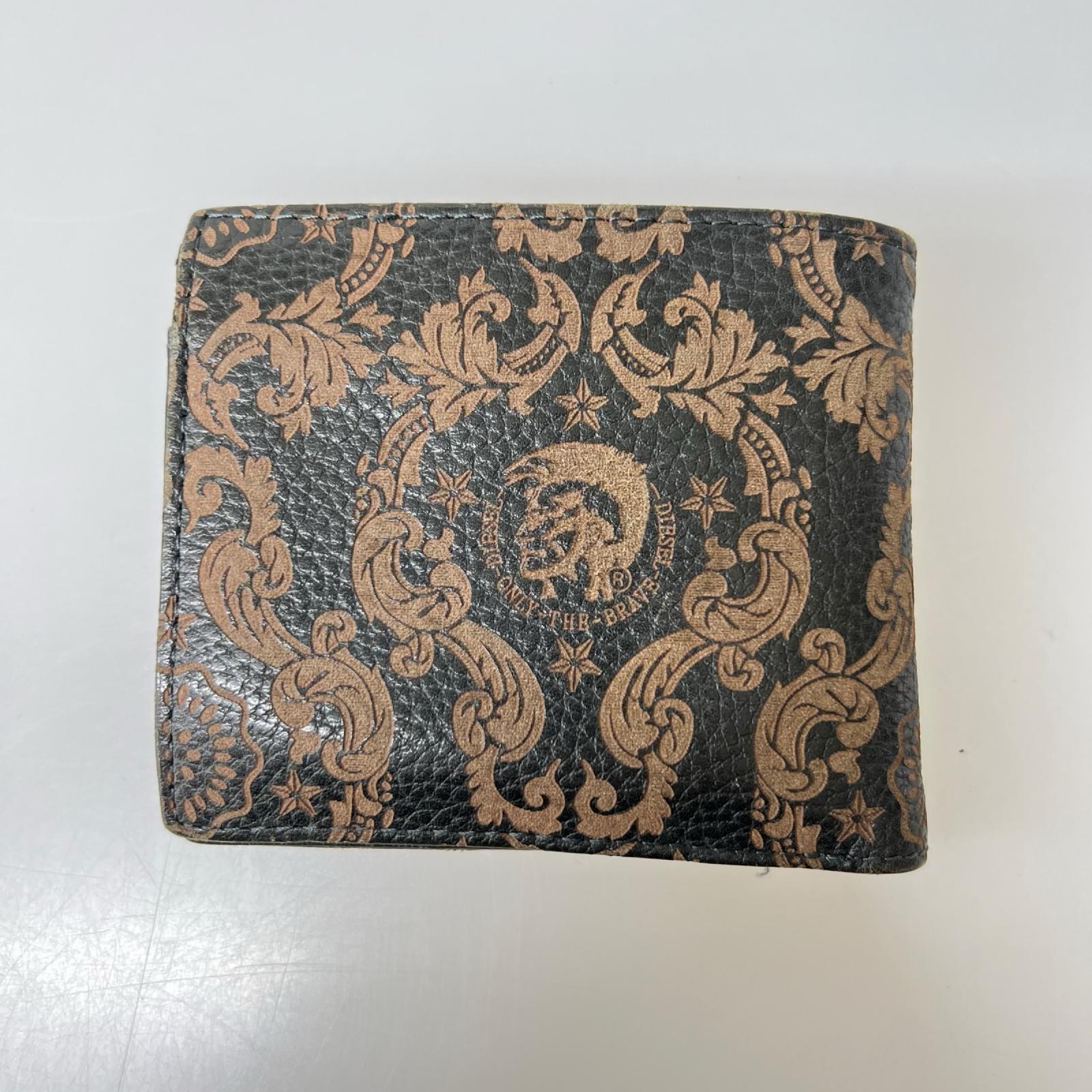 コンパクトウォレット 2つ折り財布 総柄BRW