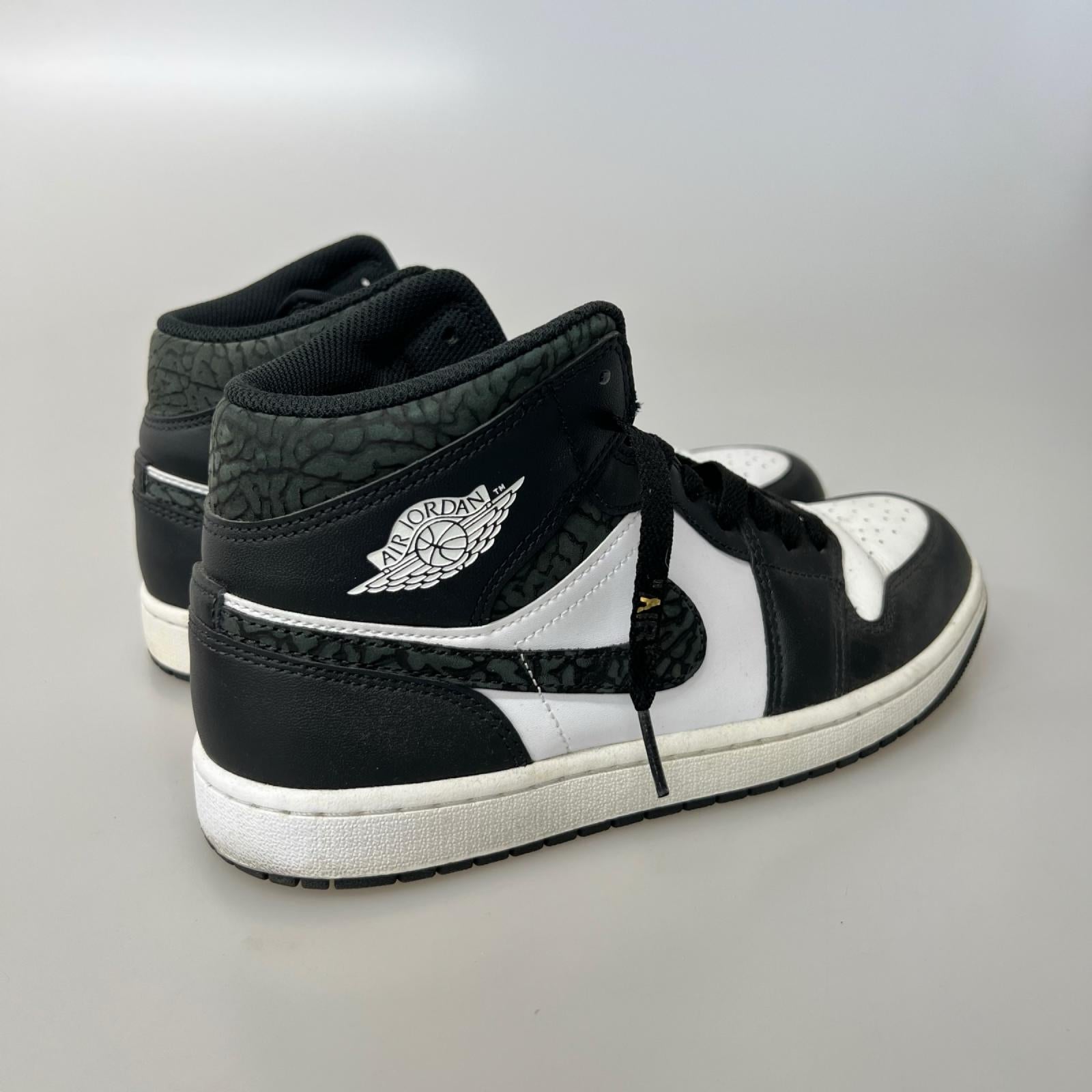 スニーカー AIR JORDAN 1 MID SE 黒 (26.5) 26.5cm (US8 1/2 UK8 EU43)