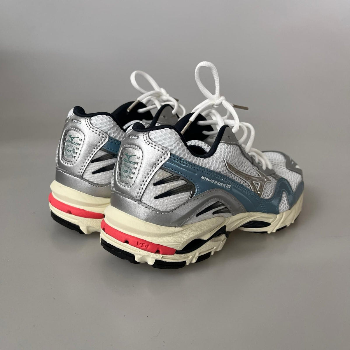 スニーカー WAVE RIDER10 27cm (US9 UK8 1/2 EU44) ホワイト