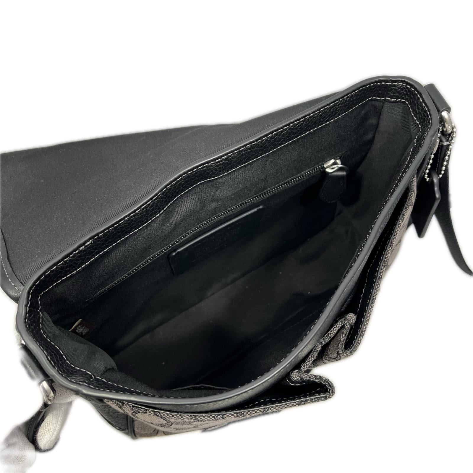 COACH スプリント マップ バッグ25 CE534