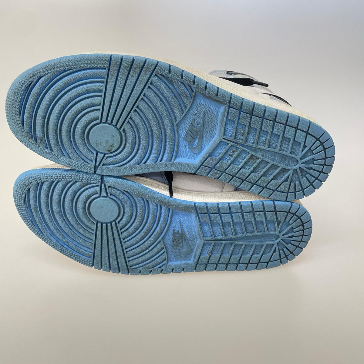 スニーカー AIR JORDAN 1 RETRO HIGH OG University Blue 555088-134 29cm (US11 UK10 1/2 EU48)