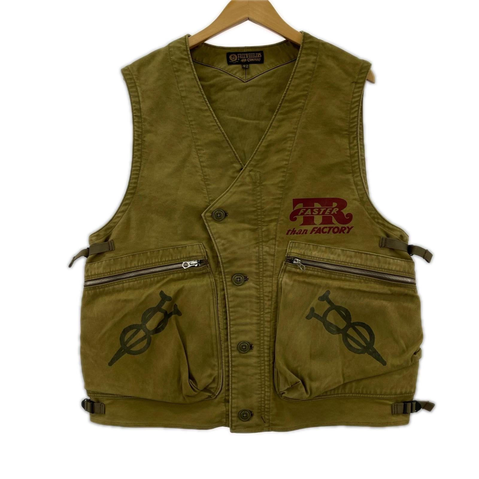 ジャケット "THROTTLE RACING"SLEEVELESS COAT 2521009 42 カーキ