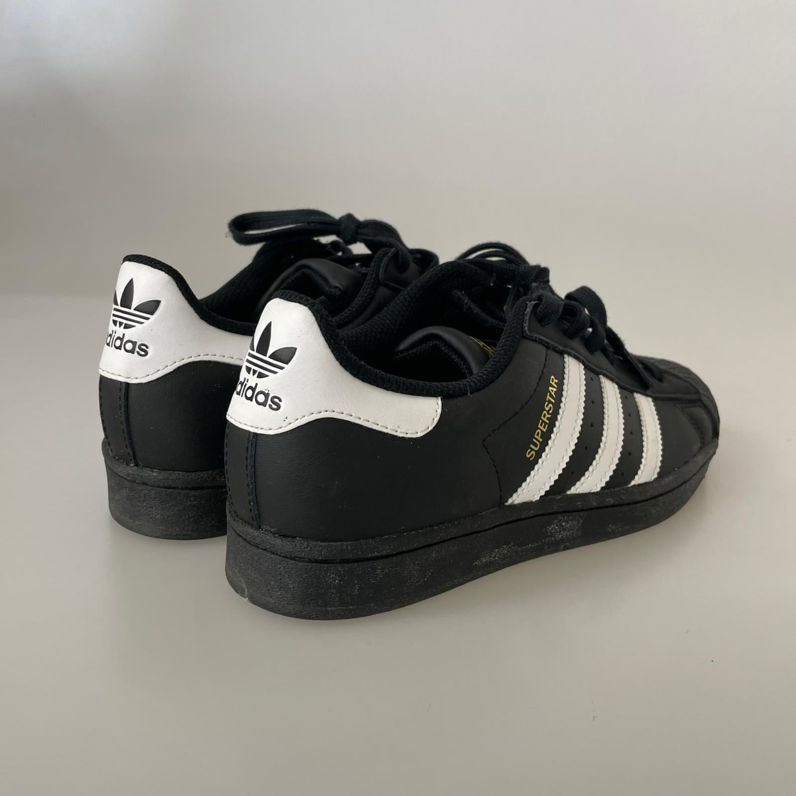 スニーカー SUPERSTAR/23.0/EG4959 23cm (US5 UK4 1/2 EU36) ブラック
