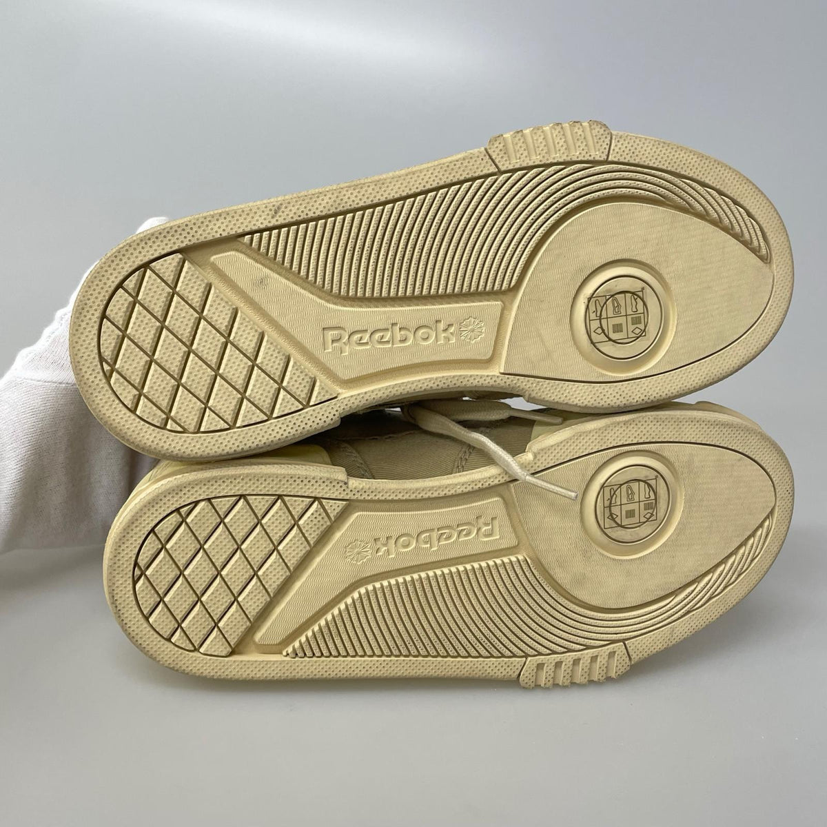 スニーカー CLUB C LTD VINTAGE CANVAS KHAKI 24cm (US6 UK5 1/2 EU38) ベージュ