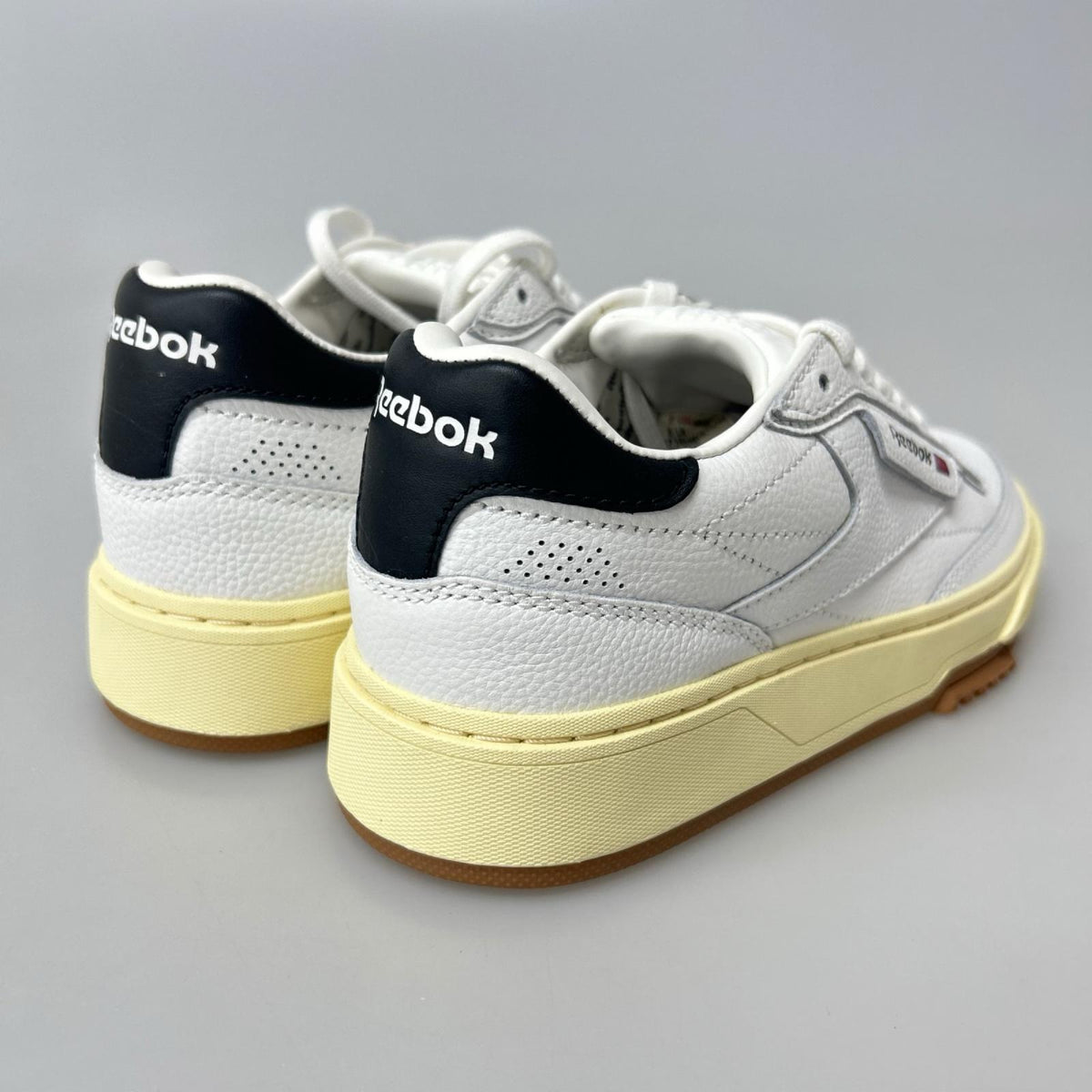 スニーカー Club C LTD Vintage White/Black 24cm (US6 UK5 1/2 EU38) ホワイト